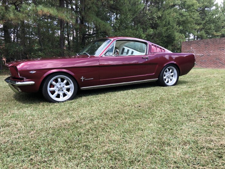 Thumbnail Photo undefined for 1965 Ford Mustang